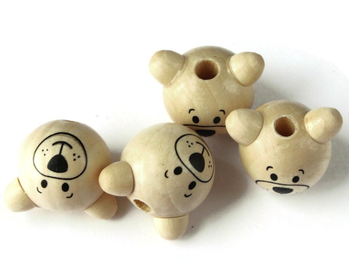 4 26mm Round Wood Bear Head Beads Natural Wooden Beads bL1