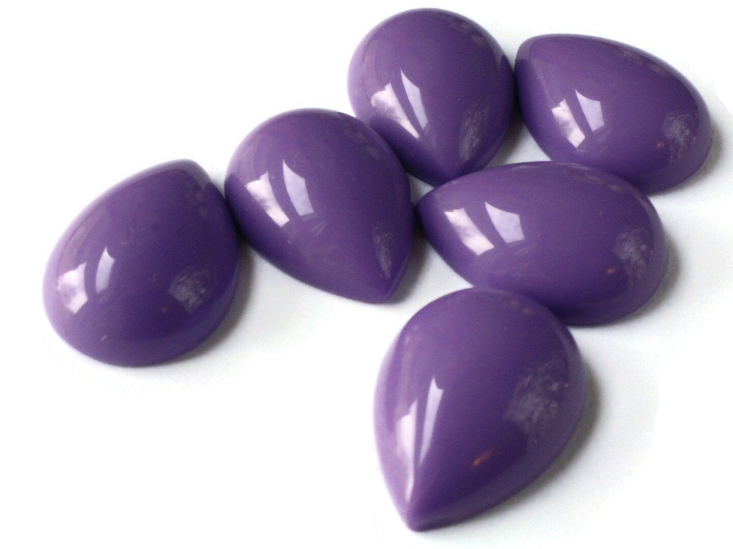 6 25mm Purple Teardrop Flat Back Vintage Lucite Cabochons