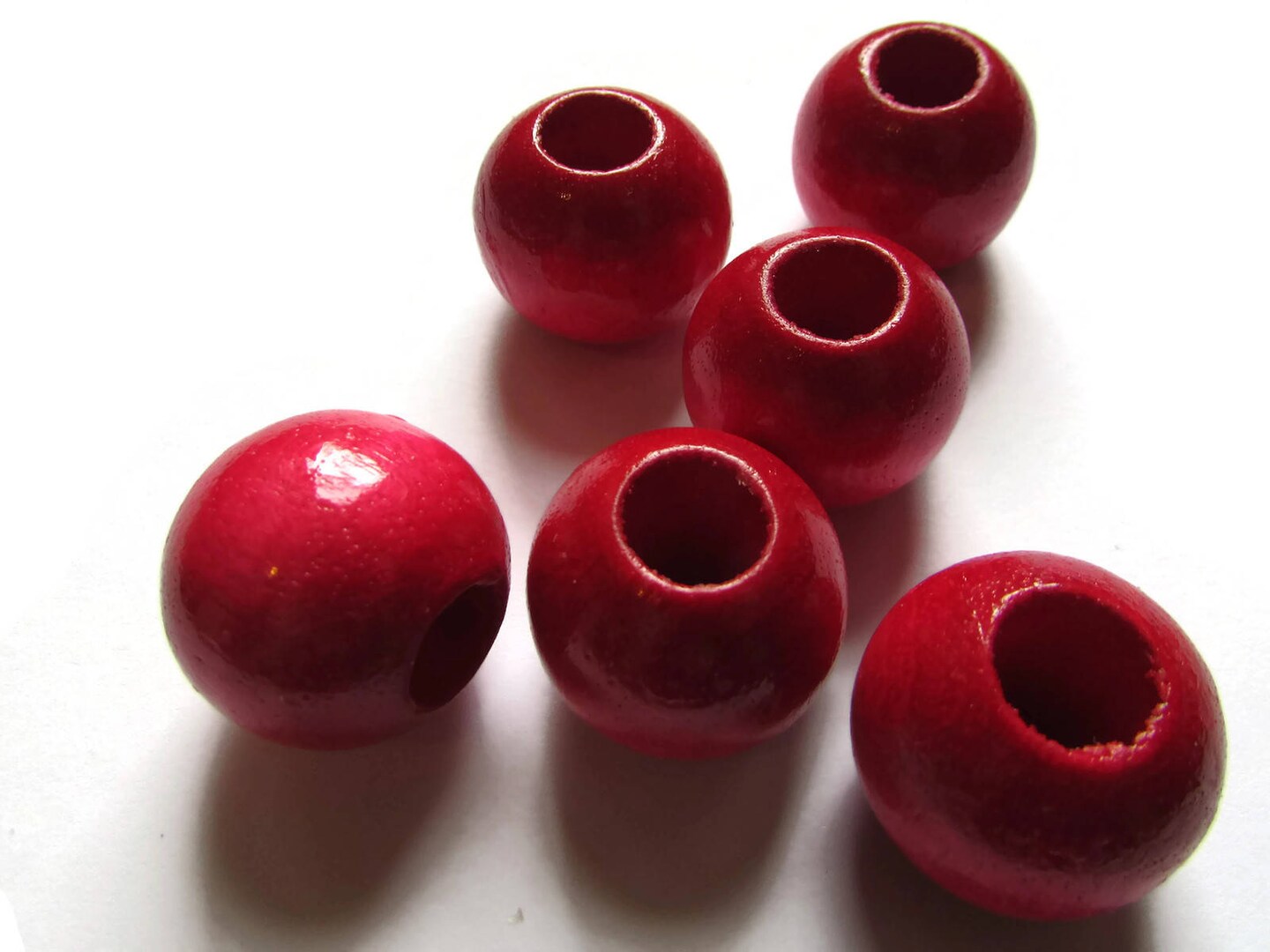 6 21mm x 19mm Red Round Wood Vintage Macrame Beads