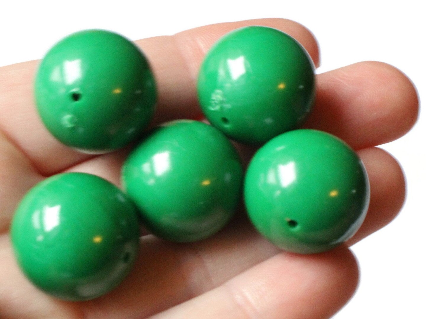 10 20mm Smooth Round Dark Green Beads Vintage Plastic Beads Lightweight Sturdy Beads