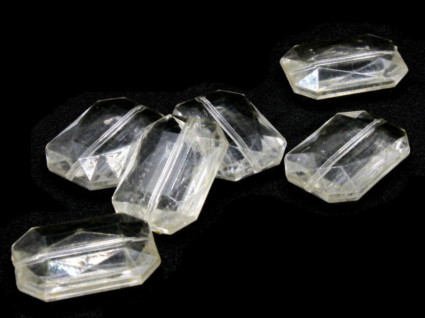 6 30mm Clear Rectangle Acrylic Jewel Beads