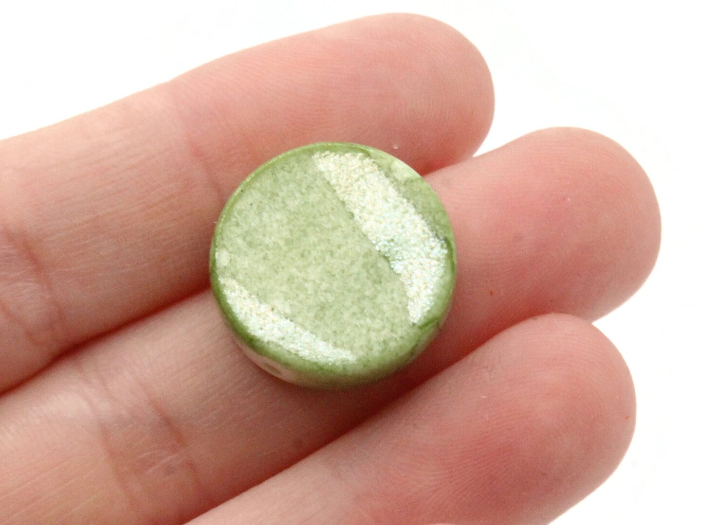 10 19mm Spray Painted Green Acrylic Coin Beads