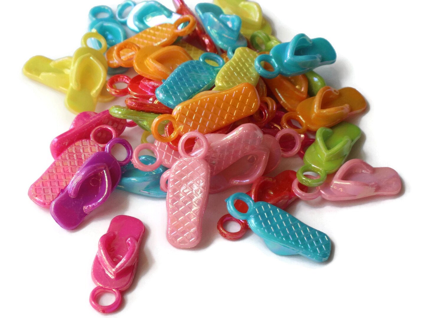 40 22mm Flip Flop Charms Mixed Color Sandal Charms Miniature Plastic Shoe Beads bI2
