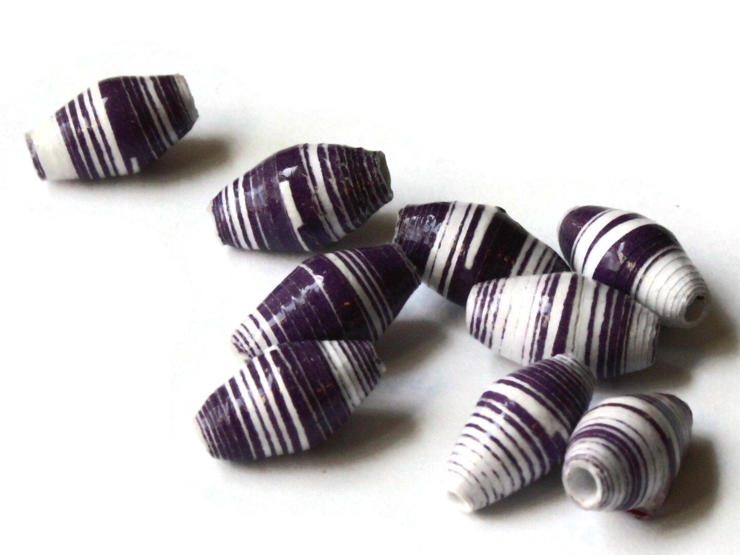 10 14mm Purple and White Striped Ugandan Paper Beads