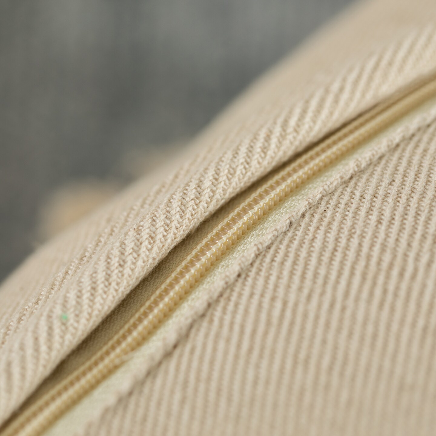 16" Handwoven Cotton Throw Pillow Cover with Ogee Pattern and Tasseled Top