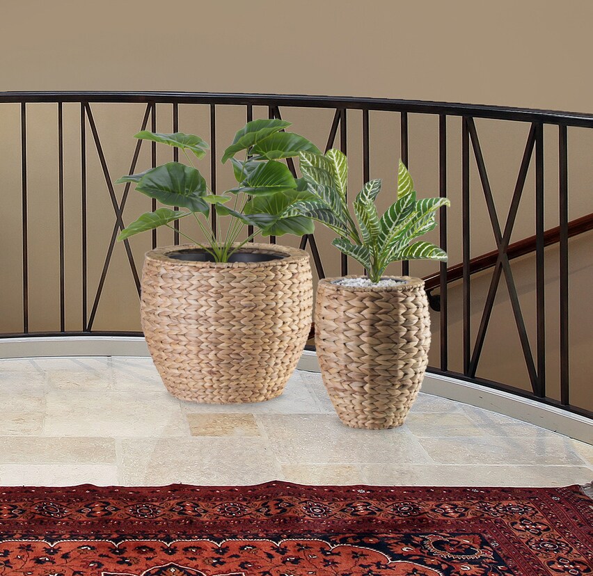 Water Hyacinth Round Floor Planter with Metal Pot