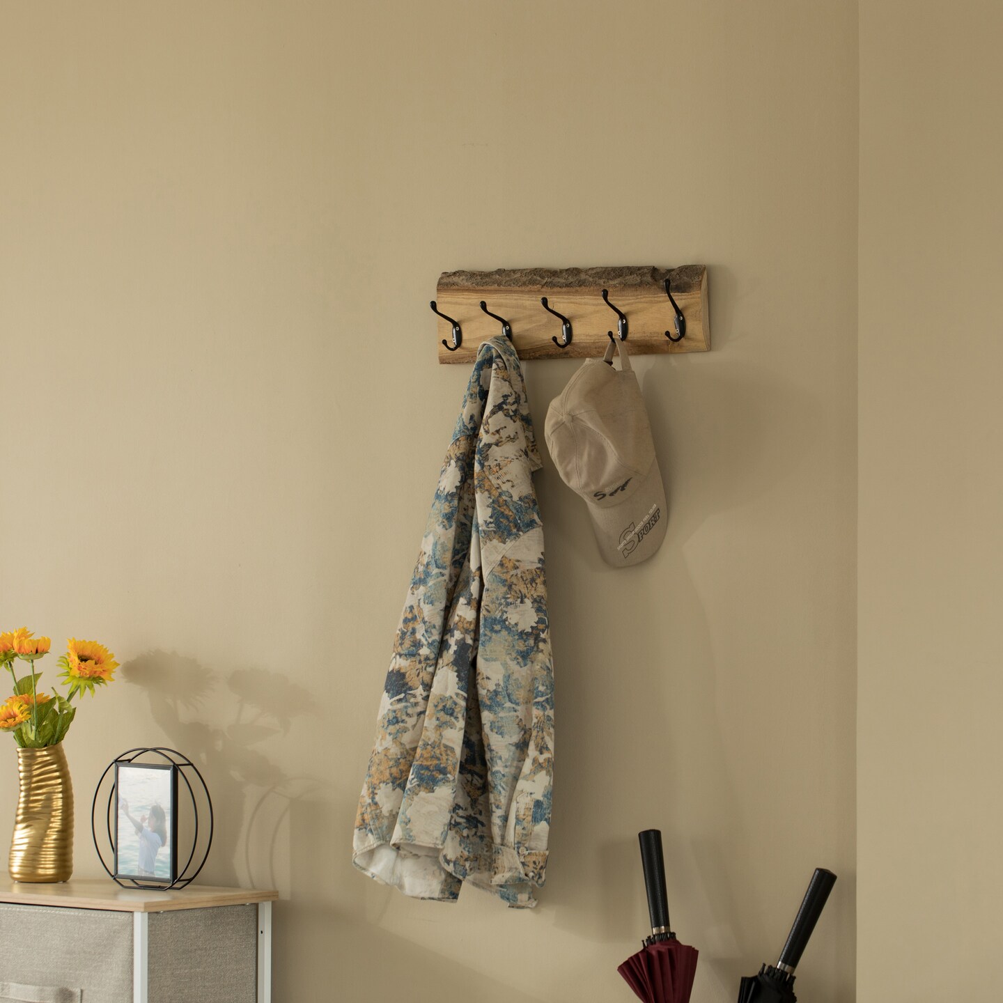 Natural Wood Clothes Hook Rack with Five Hooks for Entryway, Office, Bedroom, and Playroom