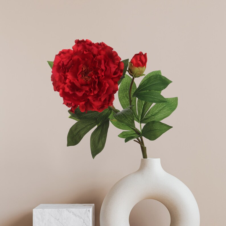 30&#x22; Vibrant Red Silk Peony Stem - Artificial Flower for Weddings and Decor