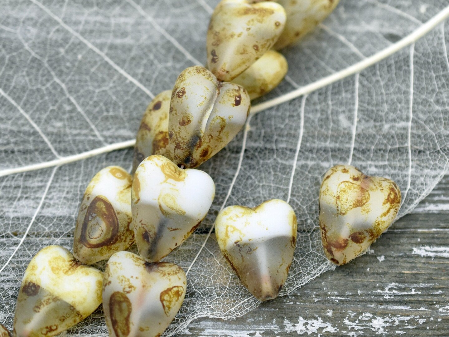 *6* 13x16mm Matte Crystal &#x26; Off White Picasso Heart Beads