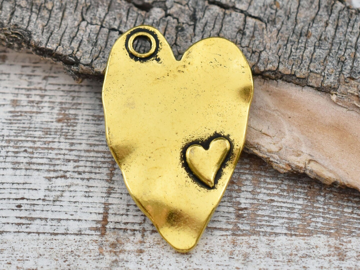 *5* 38x24mm Antique Gold Hammered Heart Pendants