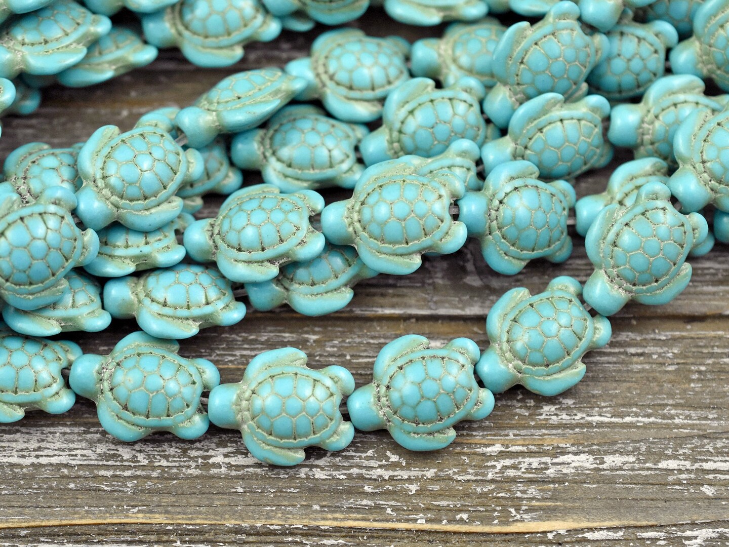 18x14x8mm Synthetic Turquoise Turtle Beads - 15&#x22; Strand