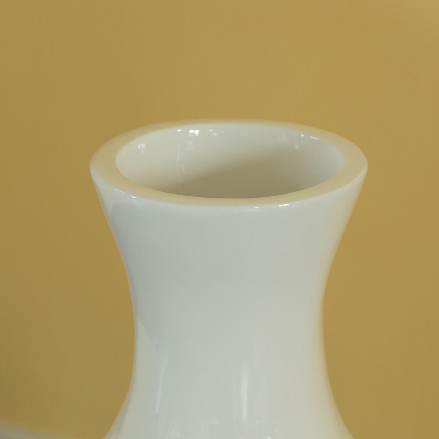 Modern Large Tall flower vase, White Unique Trumpet Floor Vase, 22 Inch High Floor Vase, Home Interior Decoration, Modern Floor Vase, Tall Floor Vases for Entryway and Living Room and Office