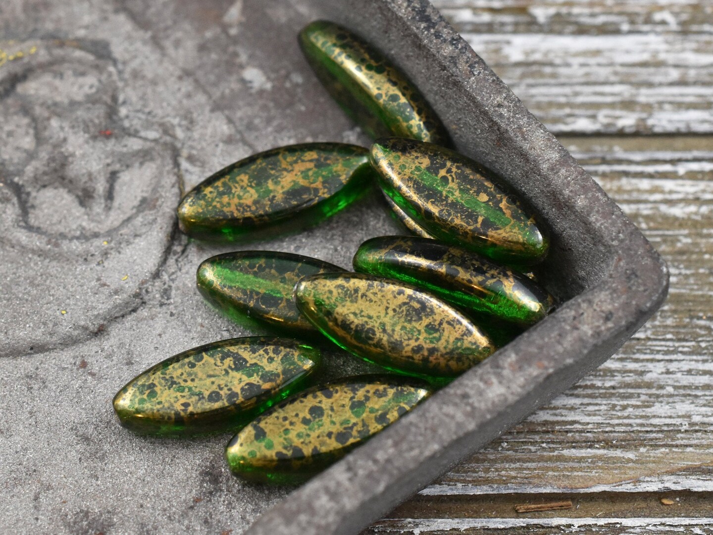 *10* 18x7mm Gold Washed Emerald Green Spindle Beads
