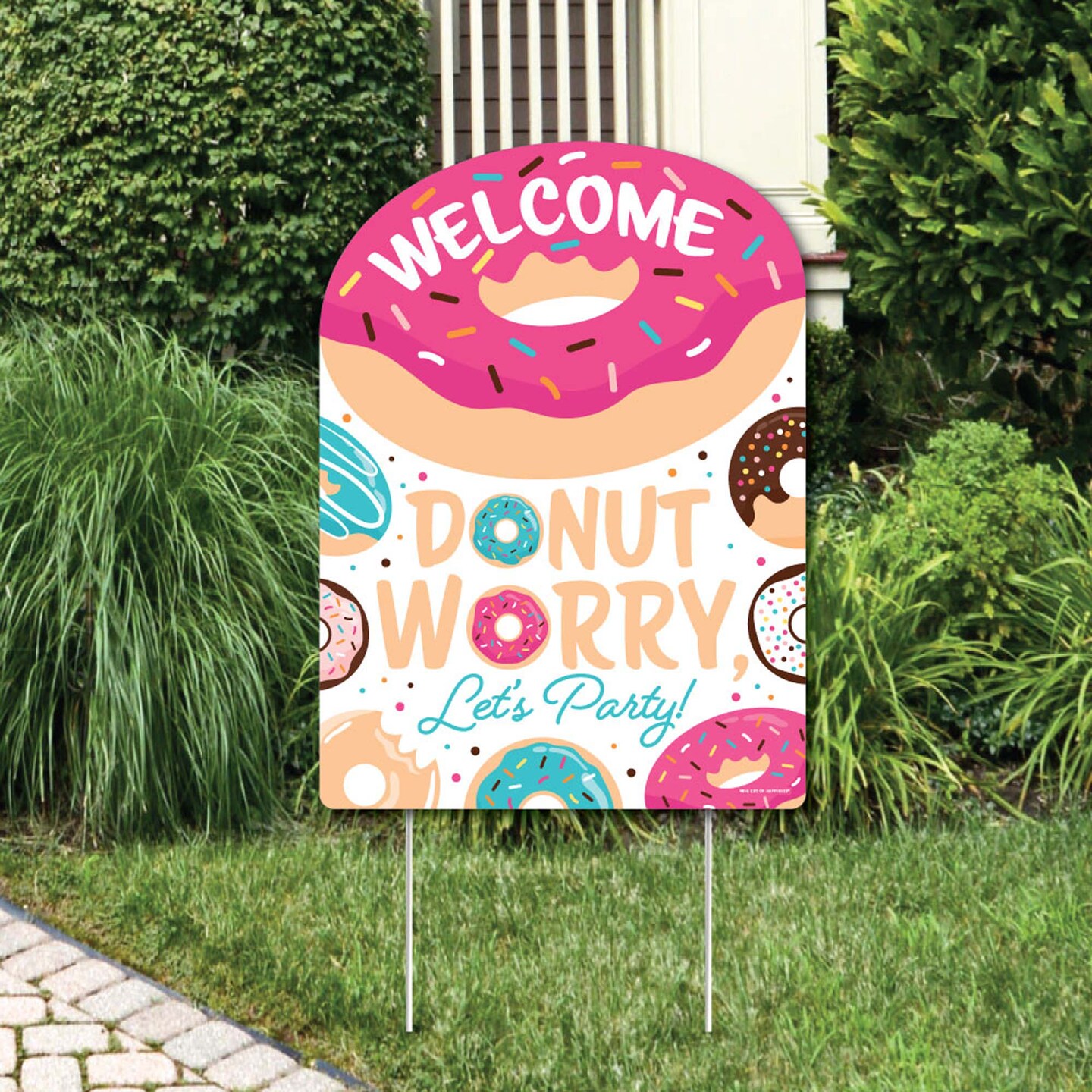 Big Dot of Happiness Donut Worry, Let&#x27;s Party - Party Decorations - Doughnut Party Welcome Yard Sign