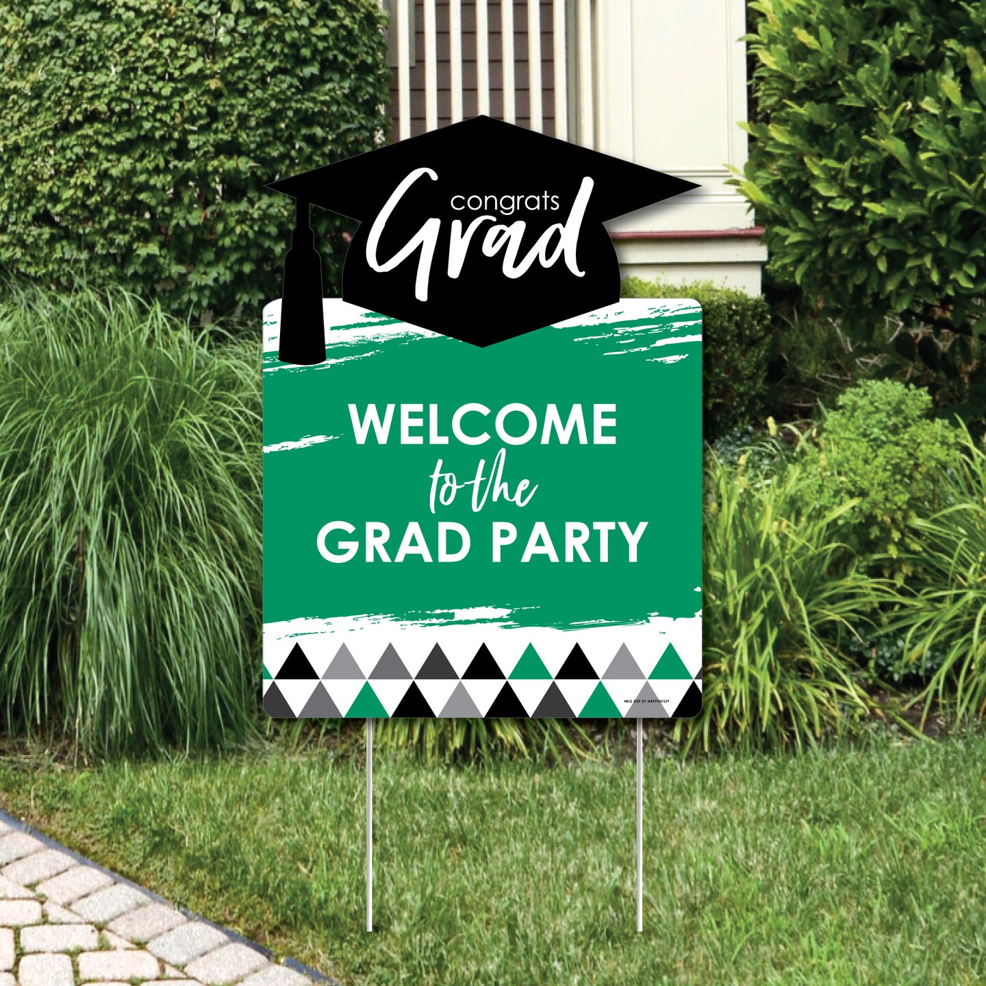 Big Dot of Happiness Green Graduation Party Decorations - Grad Party Welcome Yard Sign