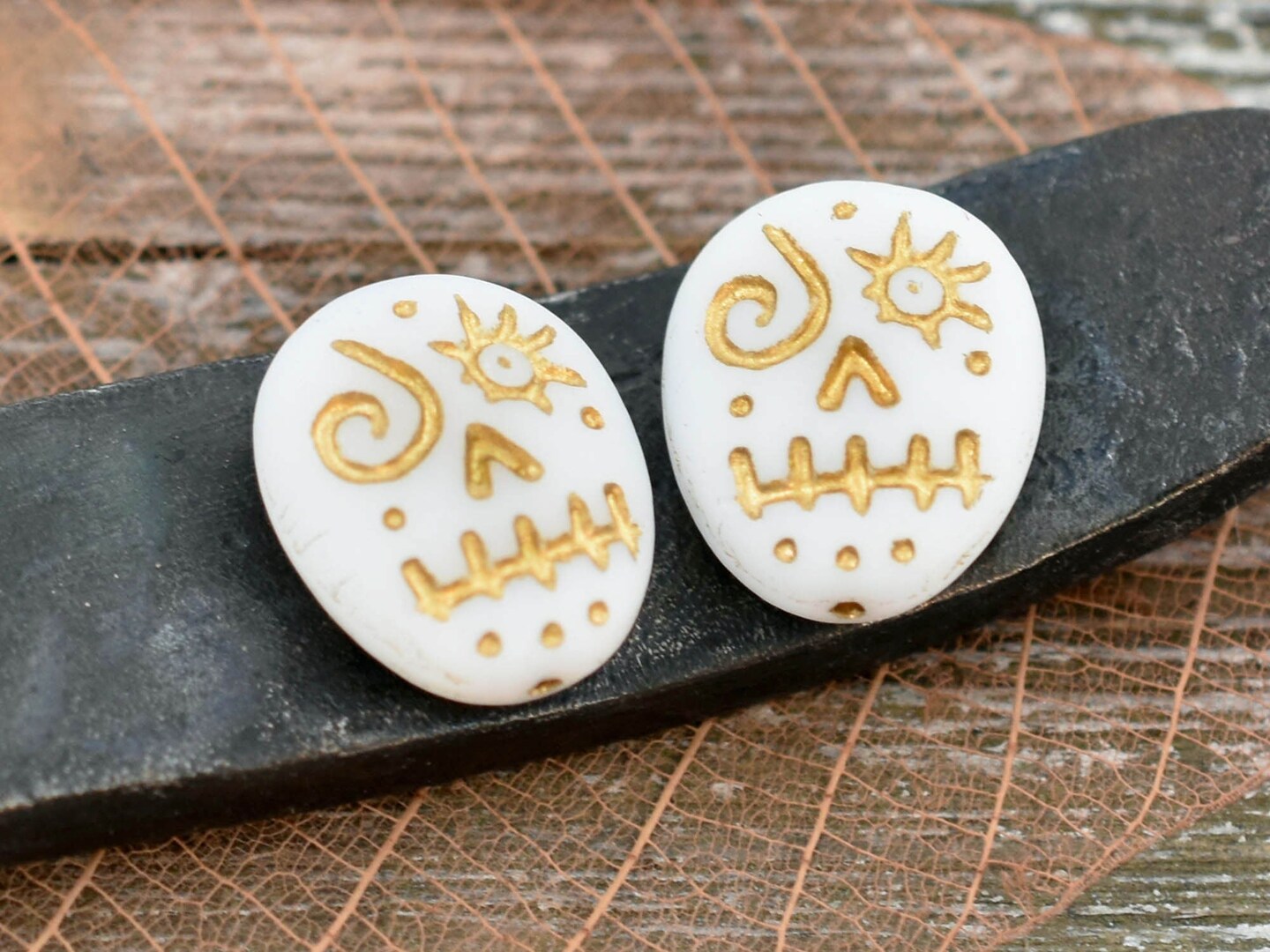 *4* 15x13mm Gold Washed Matte White  Voodoo Face Beads