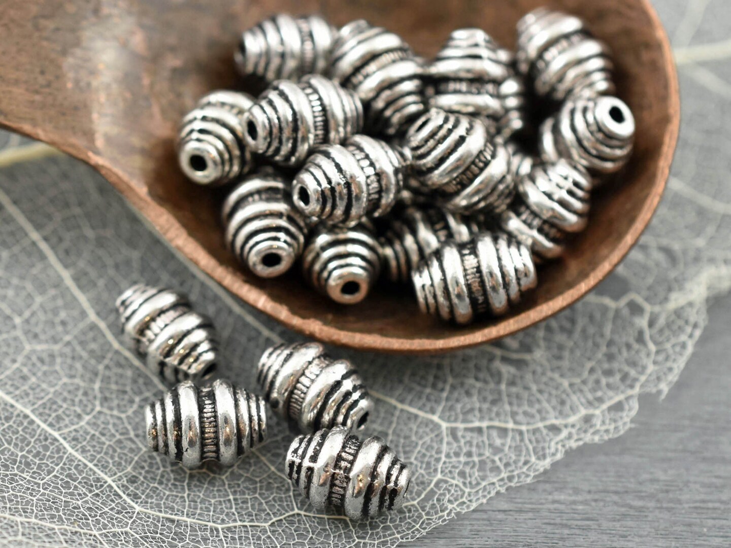 *25* 9x7mm Antique Silver Spiral Oval Beads