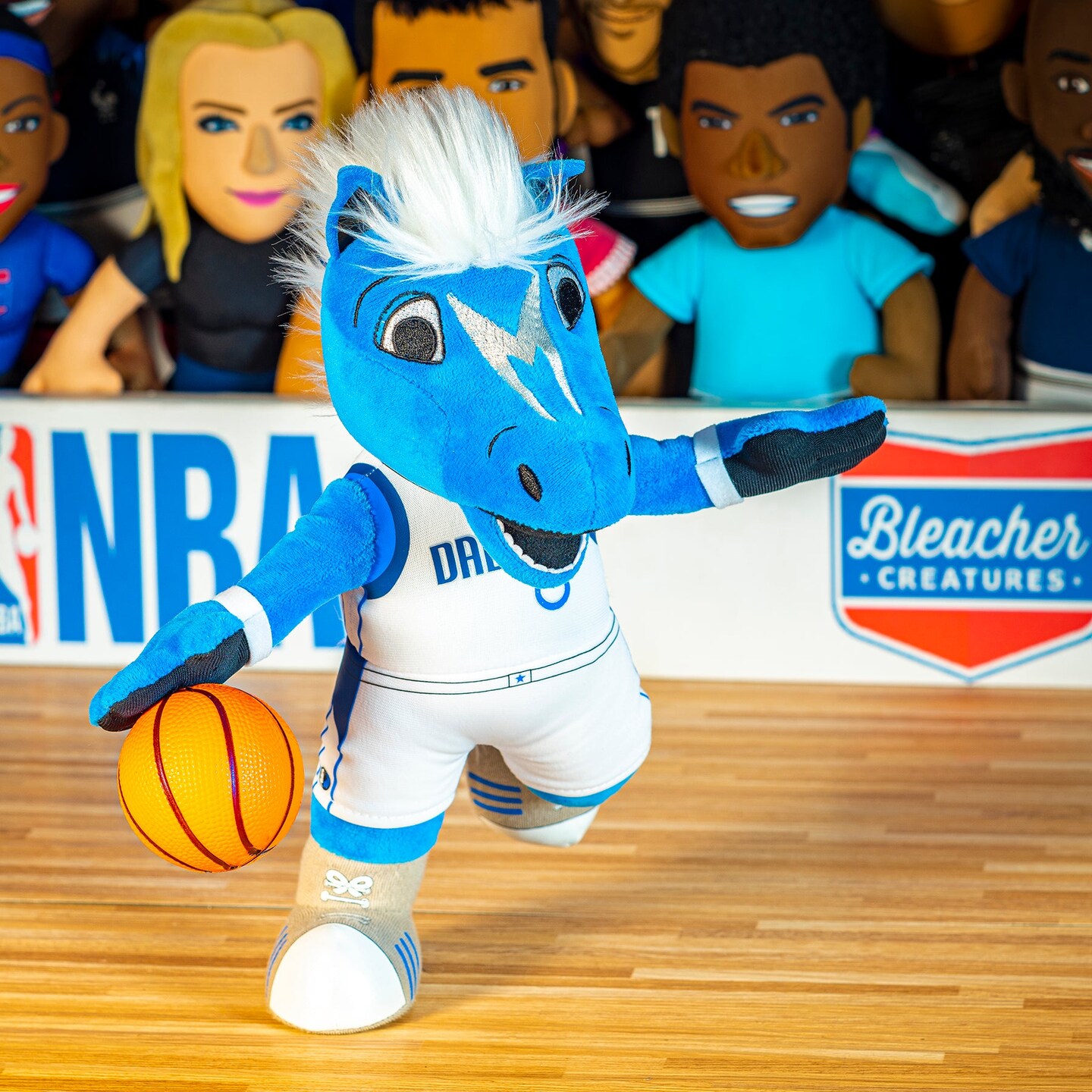 Bleacher Creatures Dallas Mavericks Mascot Champ 10" Plush Figure