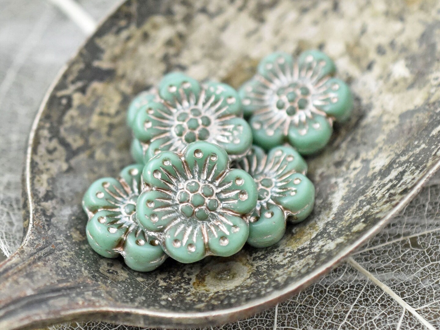 *12* 14mm Silver Platinum Washed Opaque Turquoise Wildflower Beads