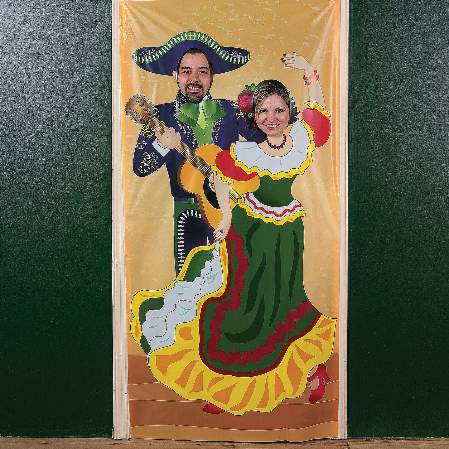 Fun Express - Fiesta Couple Photo Door Banner for Cinco de Mayo - Party Decor - Photo Door Banners - Cinco de Mayo - 1 Piece