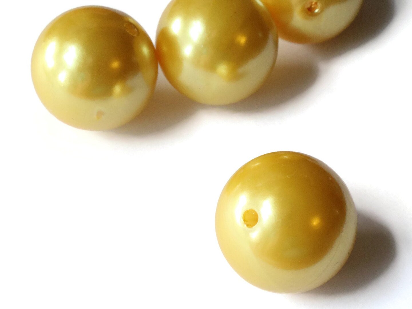 5 26mm Round Yellow Pearls Plastic Faux Pearl Beads