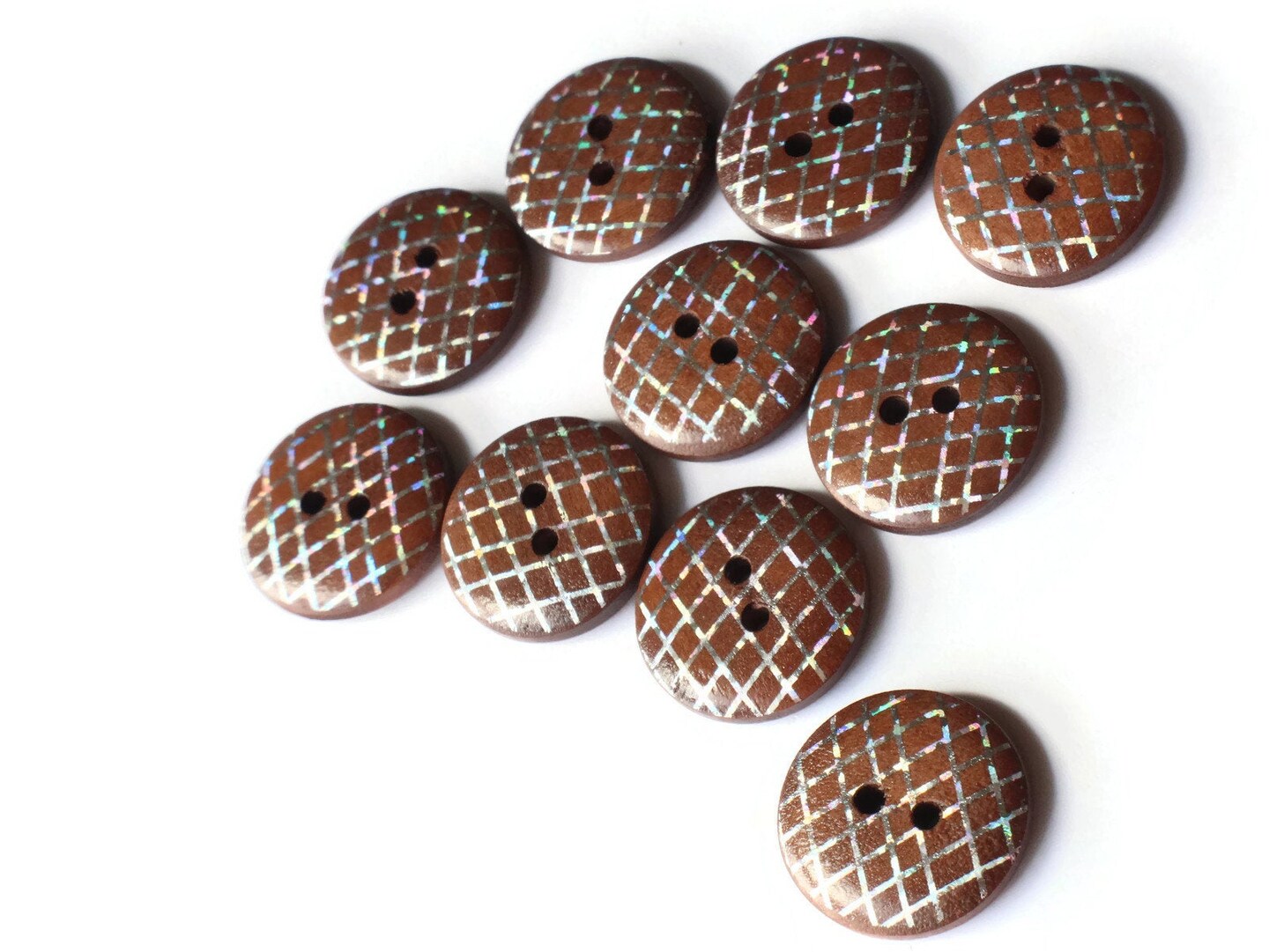 10 20mm Round Brown Wooden Two Hole Buttons with Holographic Silver Diamond Pattern