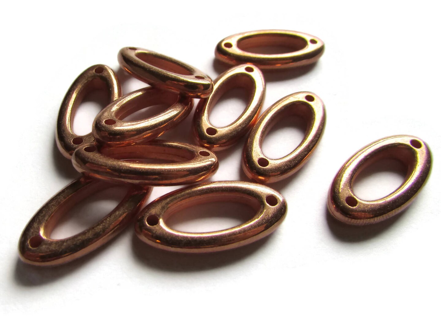 10 25mm Vintage Red Copper Ellipse Donut Beads - Copper Plated Plastic Oval Ring Beads