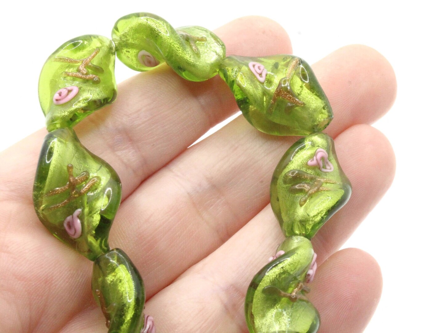 10 20mm Green with Pink and Green Flower Lampwork Glass Flat Oval Twist Beads