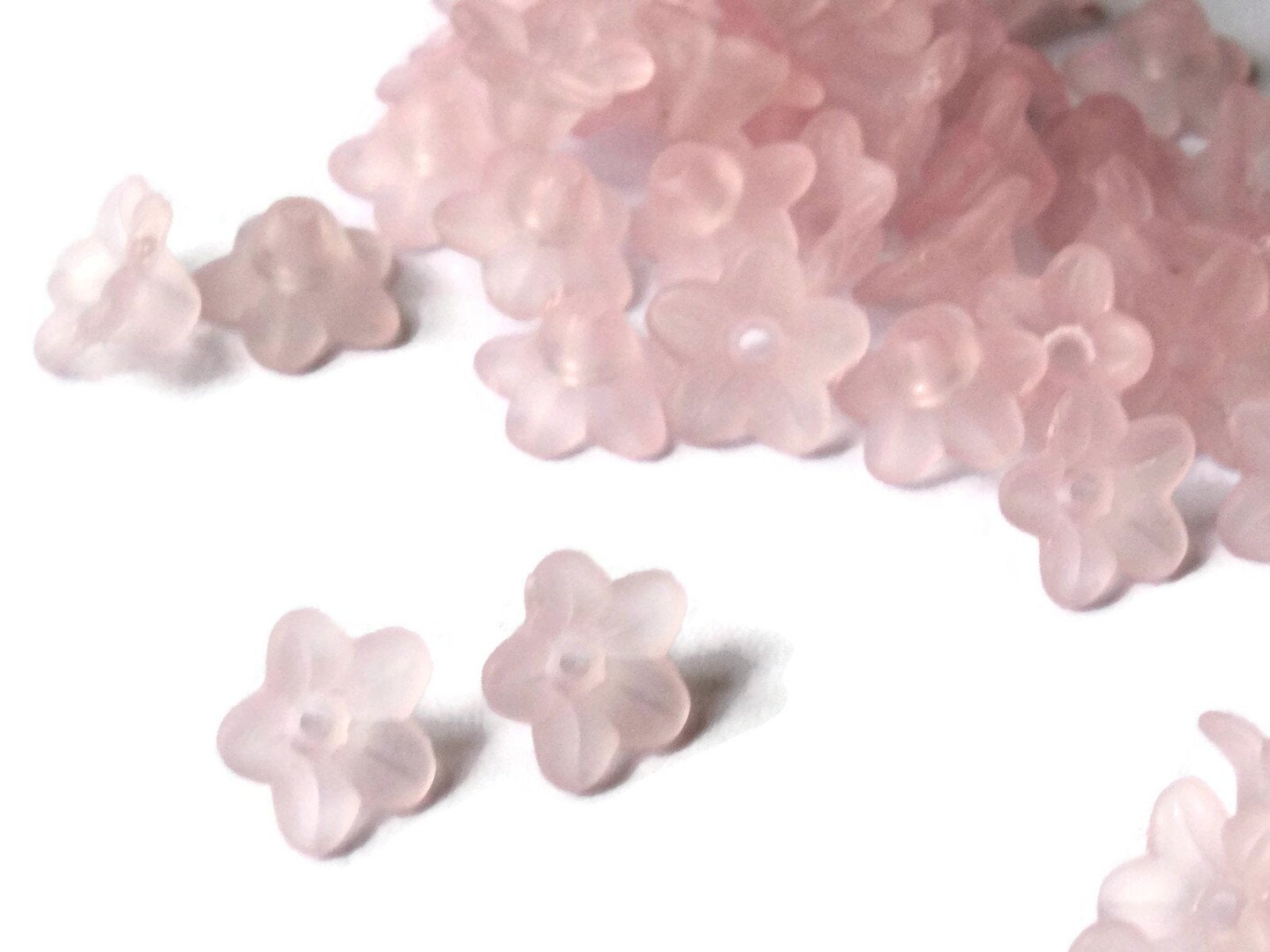 50 10mm Small Pink Flower Acrylic Beads - Lily Beads