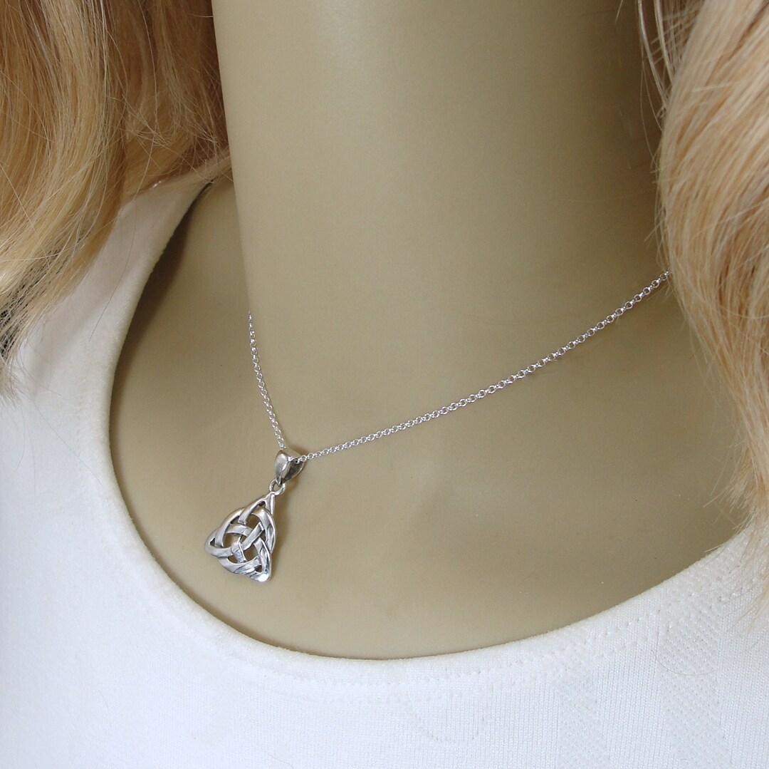 925 Sterling Silver Celtic Trinity Knot Necklace, Celtic Triquetra Charm  Necklace, Celtic Triangle Pendant Necklace, Celtic Symbol Necklace
