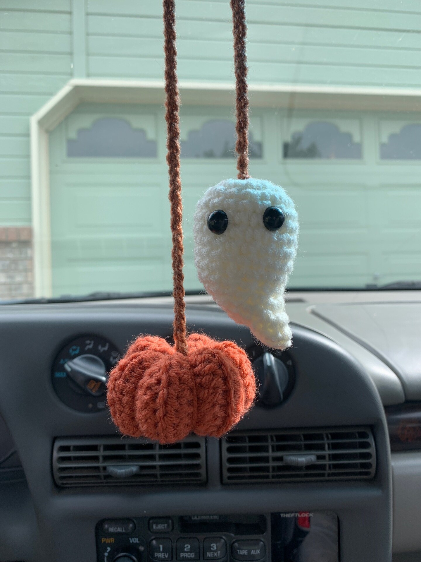 Hallween Decor, Ghost and Pumpkin Car Charm, Crocheted Plush Ghost, Gifts  under 20 for new driver, cute fuzzy dice, rear view mirror charm