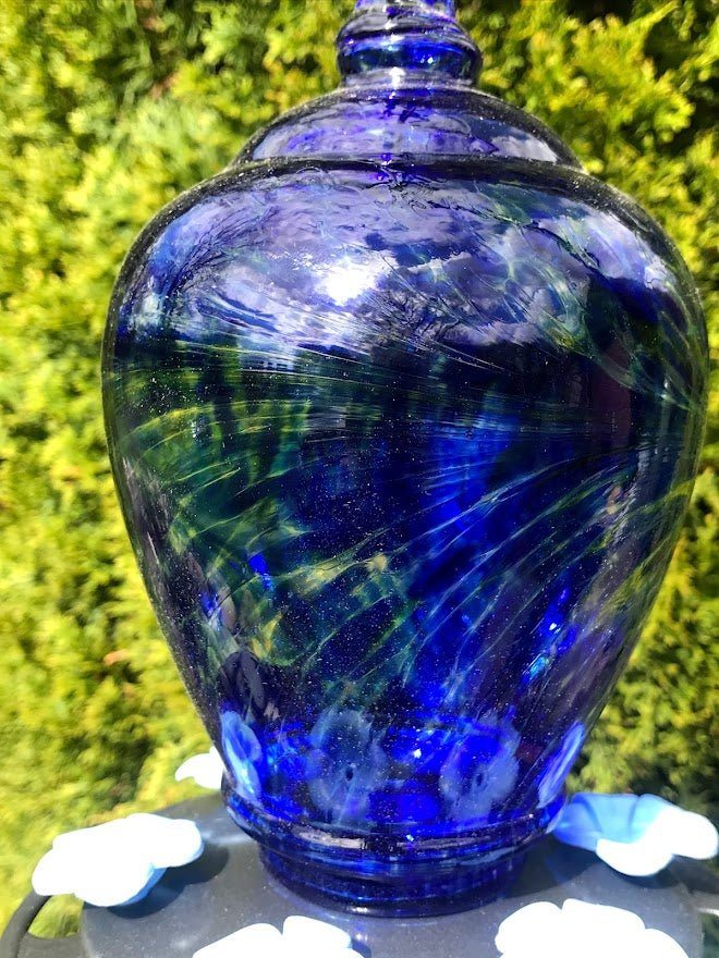 Hummingbird Feeder Blue Swirl