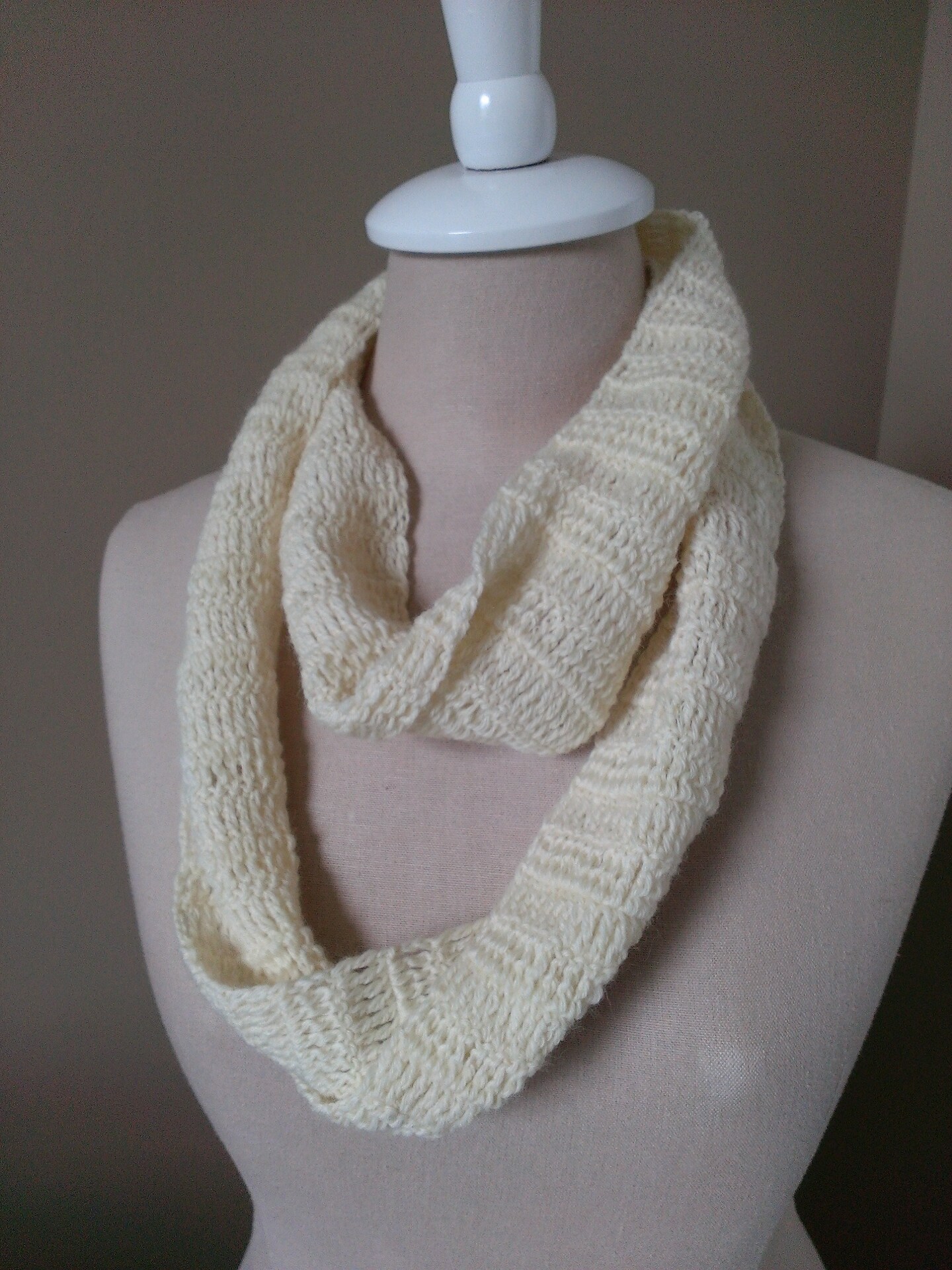 Double Wrap Infinity Cowl Crochet Pattern image 2