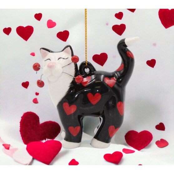 kevinsgiftshoppe Ceramic Black Cat with Red Hearts Ornament Home Decor   Valentines Day Decor Romantic Decor