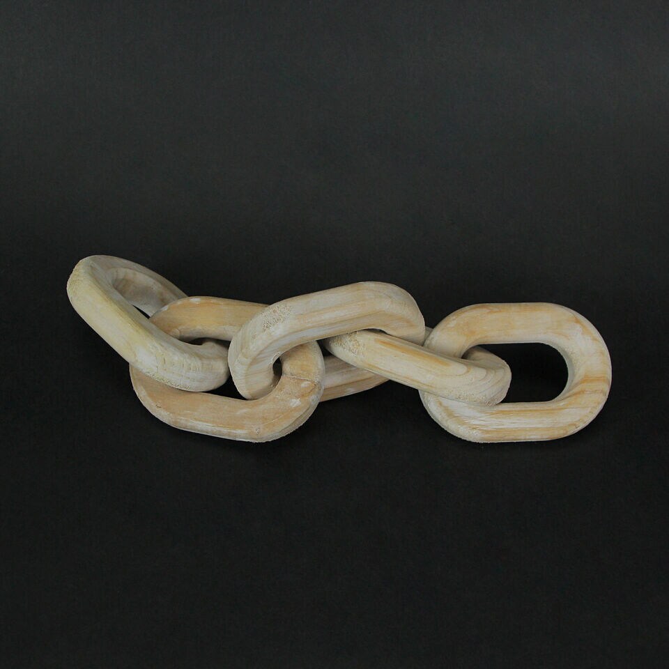 Wood Chain Link Home Decor Sculpture .