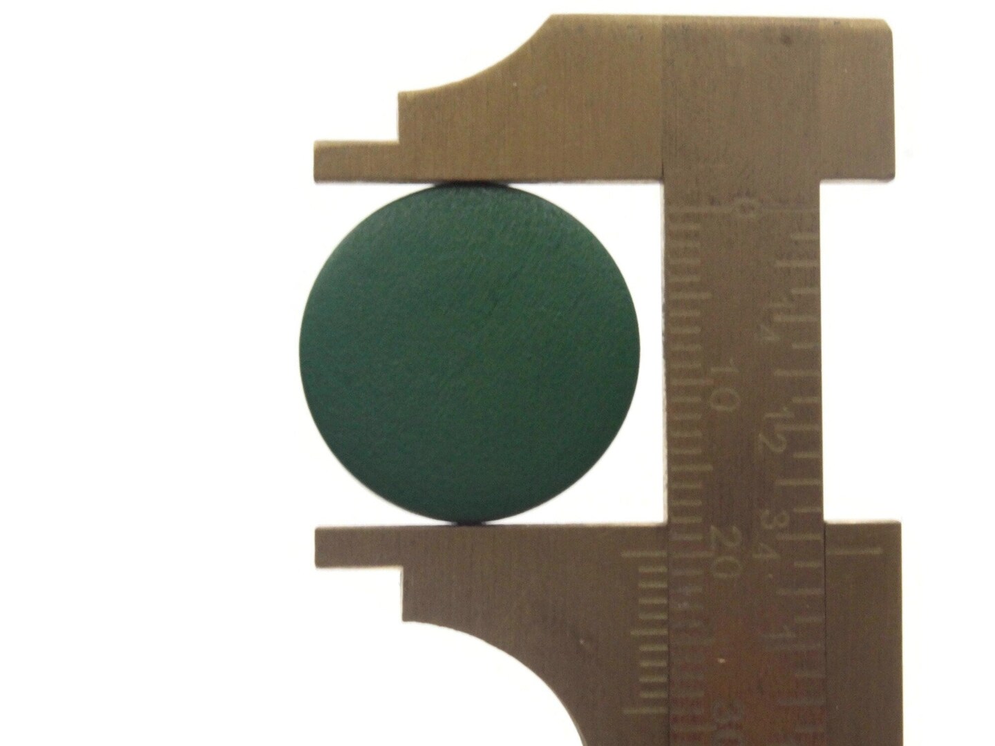 12 20mm Forest Green Round Flat Disc Wooden Coin Beads