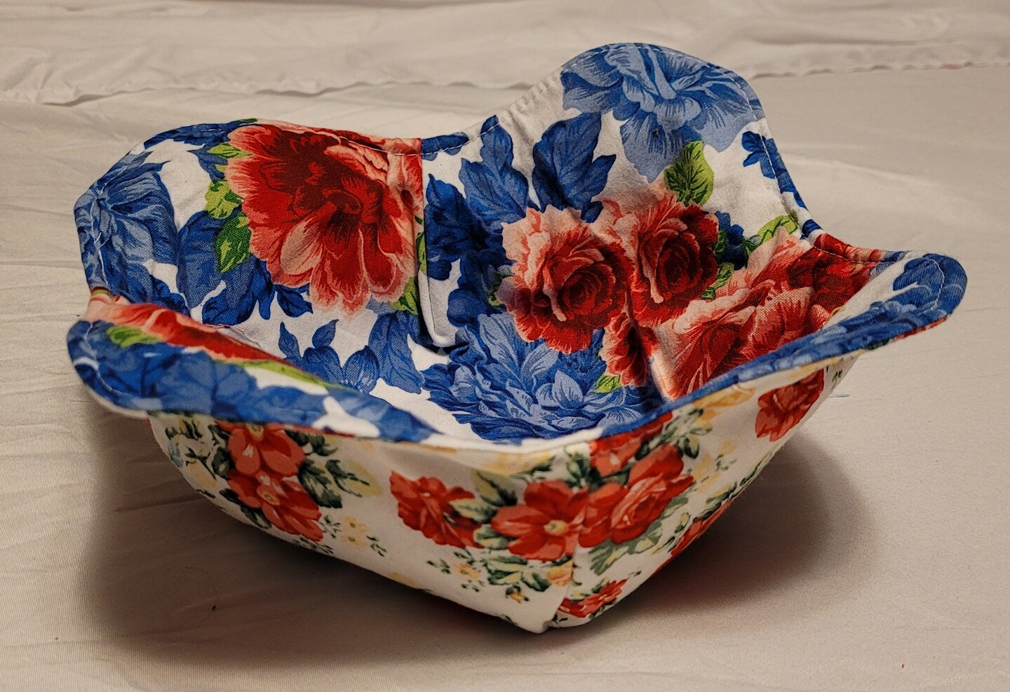 Pioneer Woman Fabric Bowl Cover, Breezy Blossom 