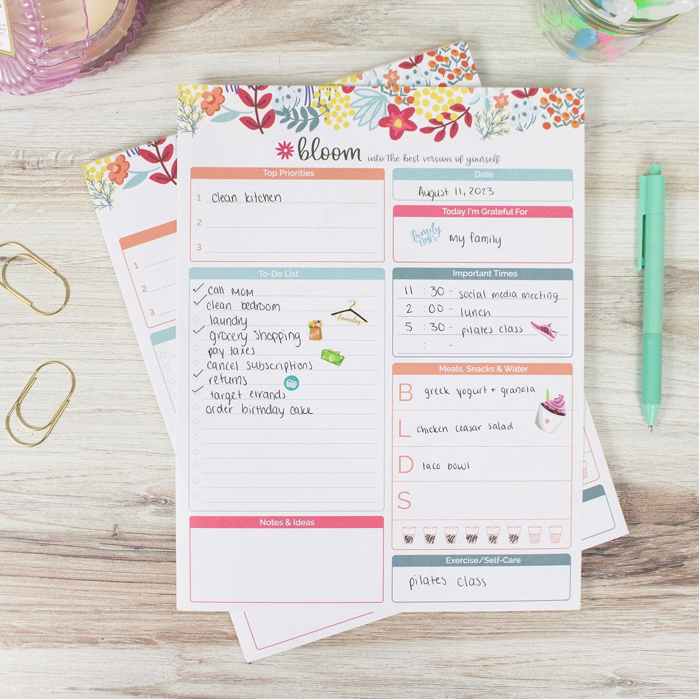 bloom daily planners Planning Pad, 8.5&#x22; x 11&#x22;, Daily Planning System, Floral Dots