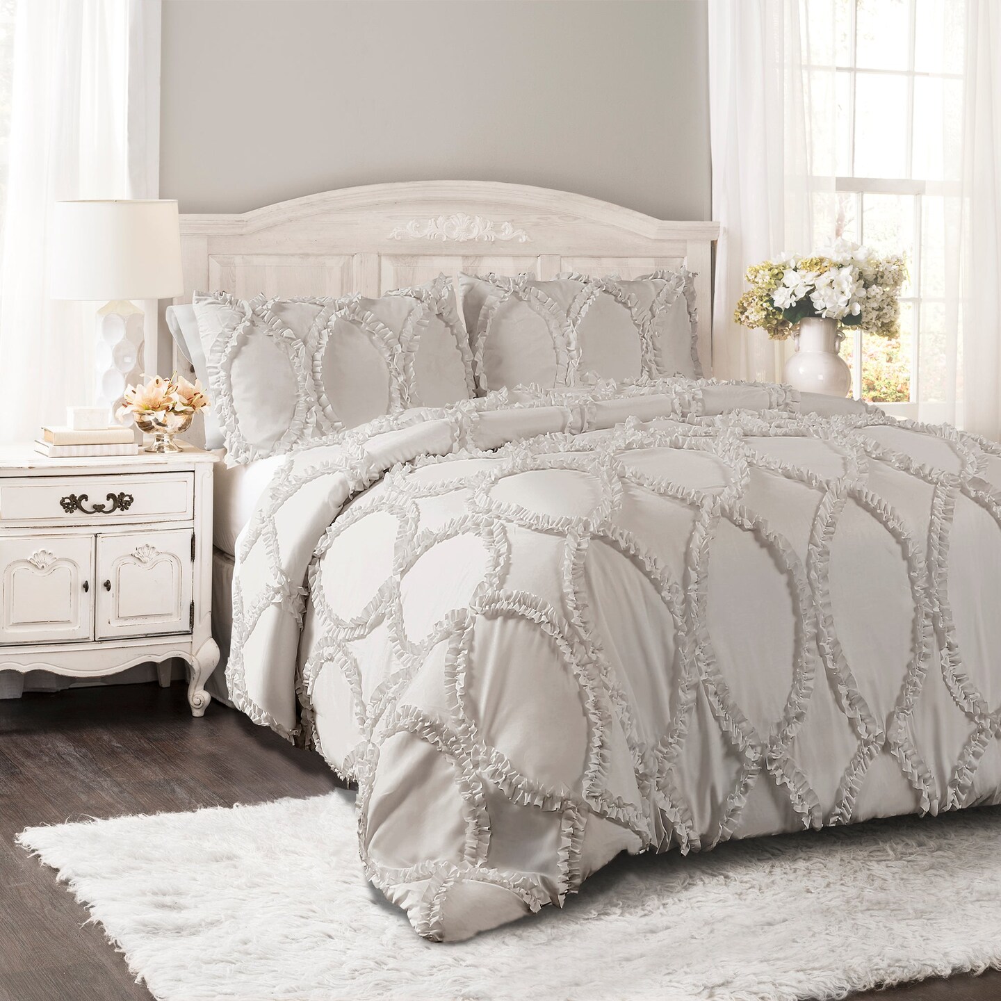 Avon 3 Piece Comforter Set