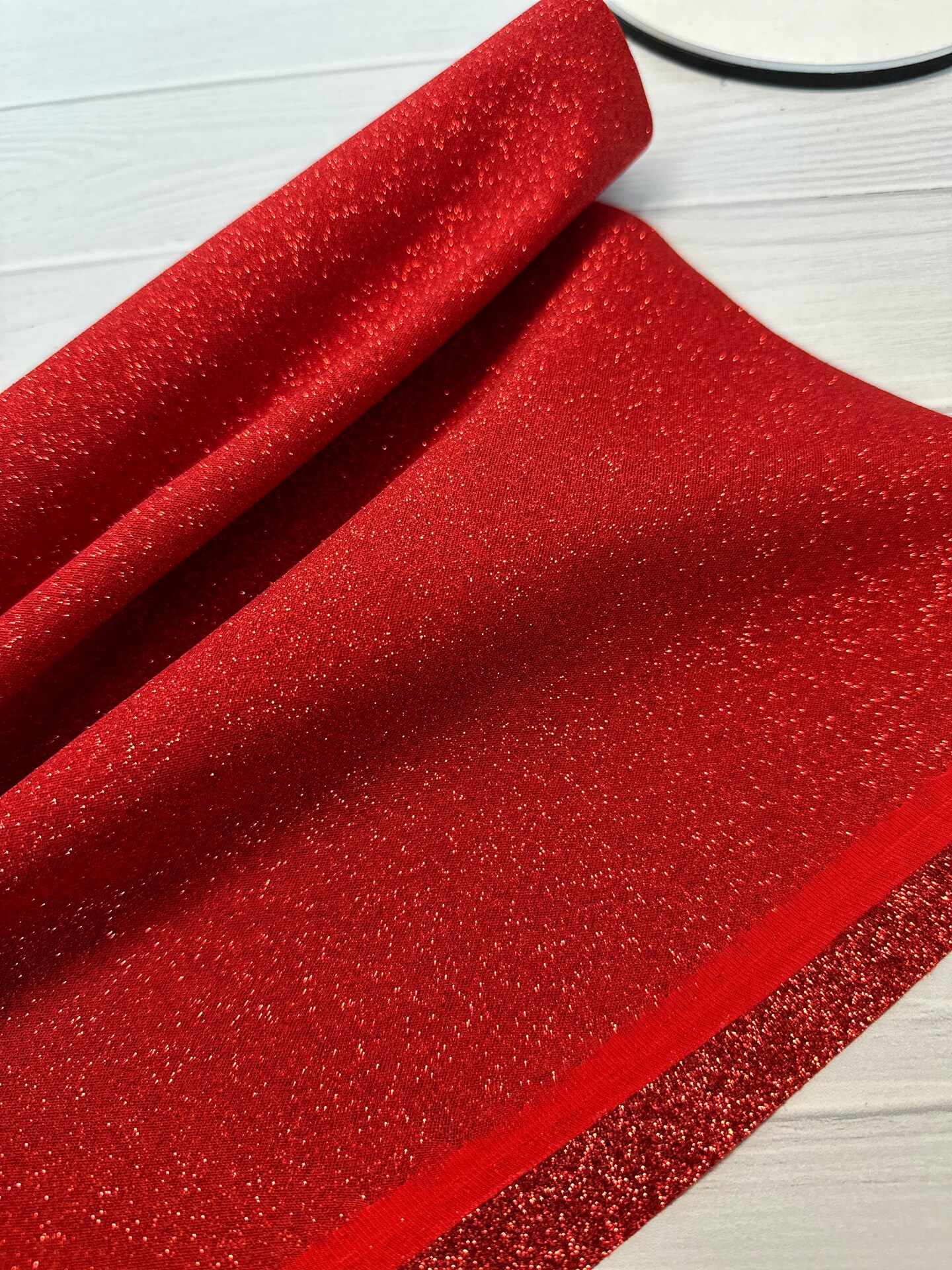 Lightweight Ruby Red Glitter Vinyl (non sticky)