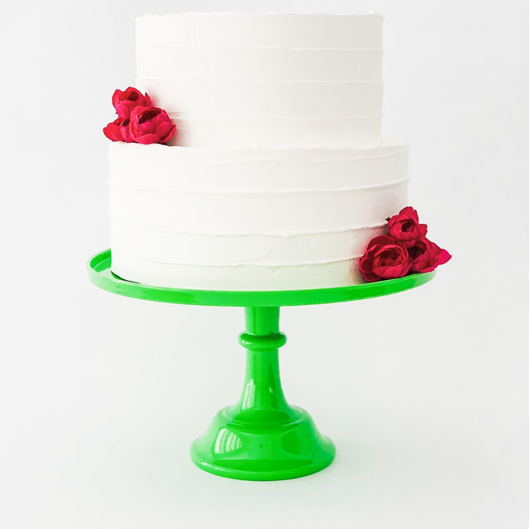 Bright Kelly Green Melamine Cake Stand – 11.5" Cupcake & Dessert Display for Parties, Events & Celebrations