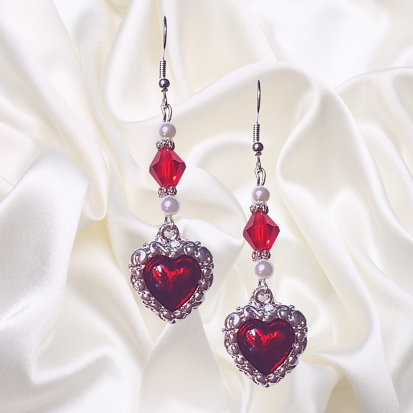 Silver pearls and crystals heart earrings