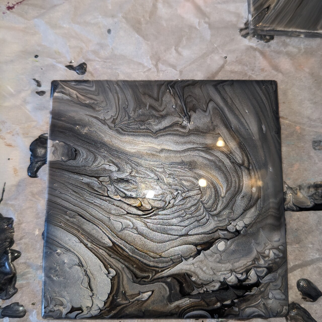 Beginner Paint Pouring Class