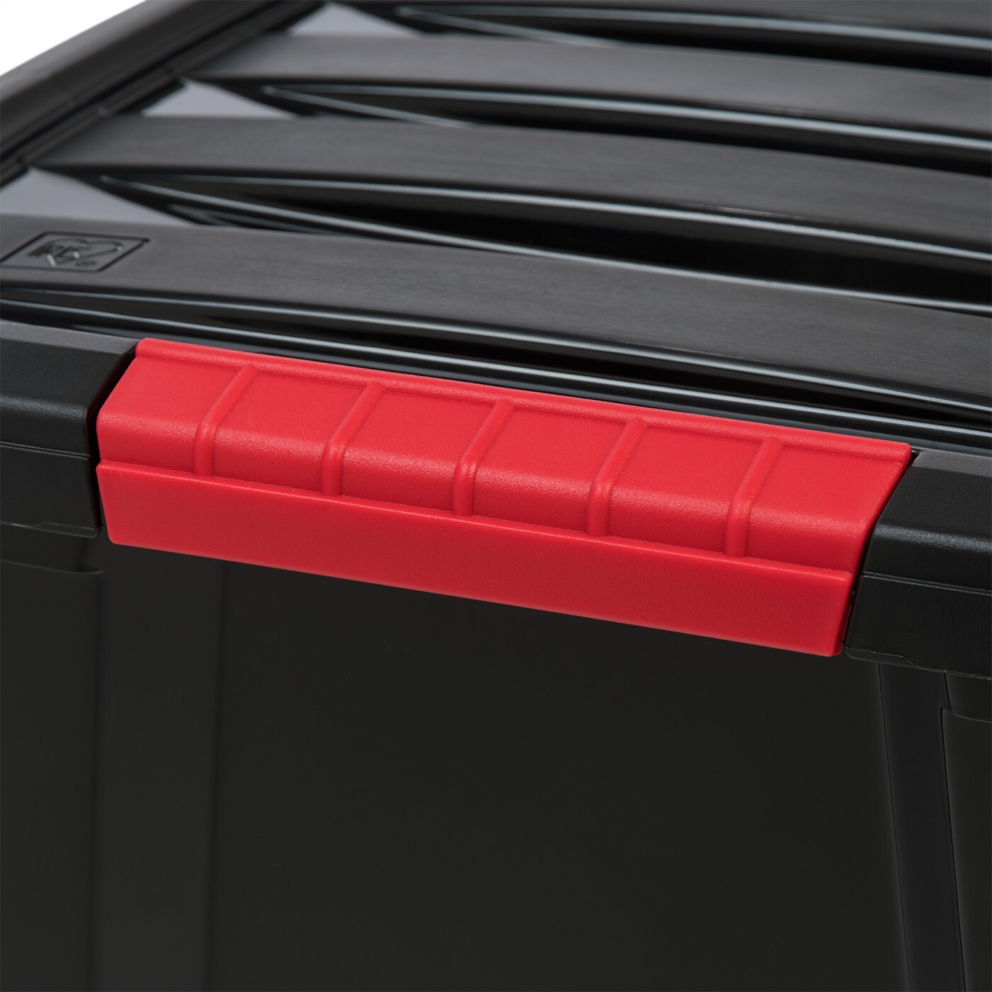 IRIS USA 32 Qt Stackable Plastic Storage Bins with Lids, 4 Pack - BPA-Free, Made in USA - Garage Organizing Solution, Latches, Durable Nestable Containers, Secure Pull Handle - Black