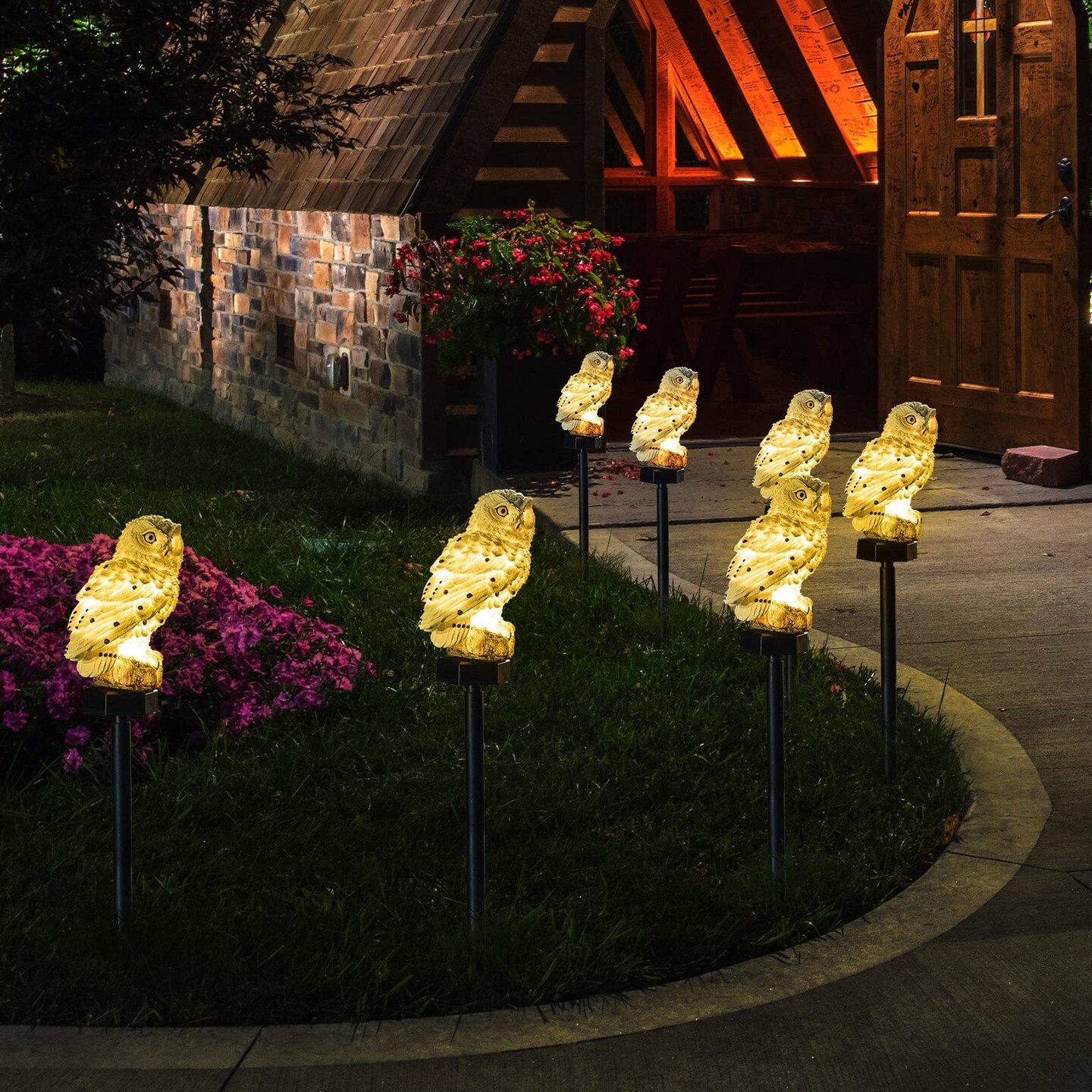 Garden Solar Light Outdoor Decor, Resin Owl Solar LED Light with Stake, Animal Waterproof Light for Flower Fence Lawn Passage Walkway Courtyard Party Decoration, Owl