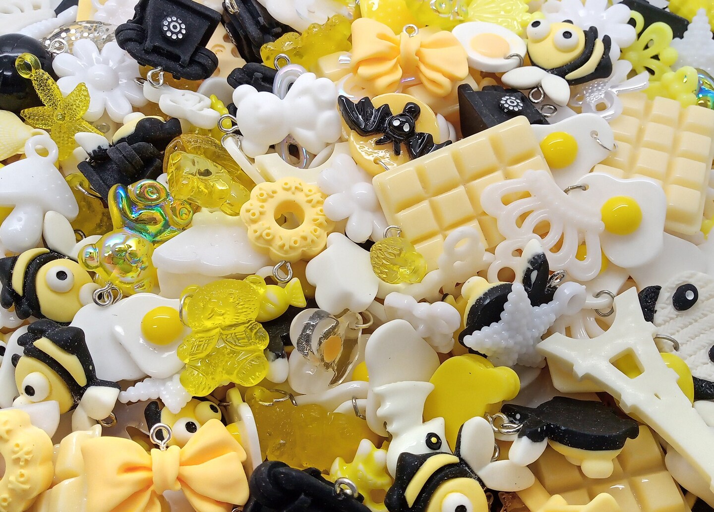 Cute Charm Mix in Yellow Black & White, 30 pieces, Kawaii Resin and Acrylic Mix, Adorabilities
