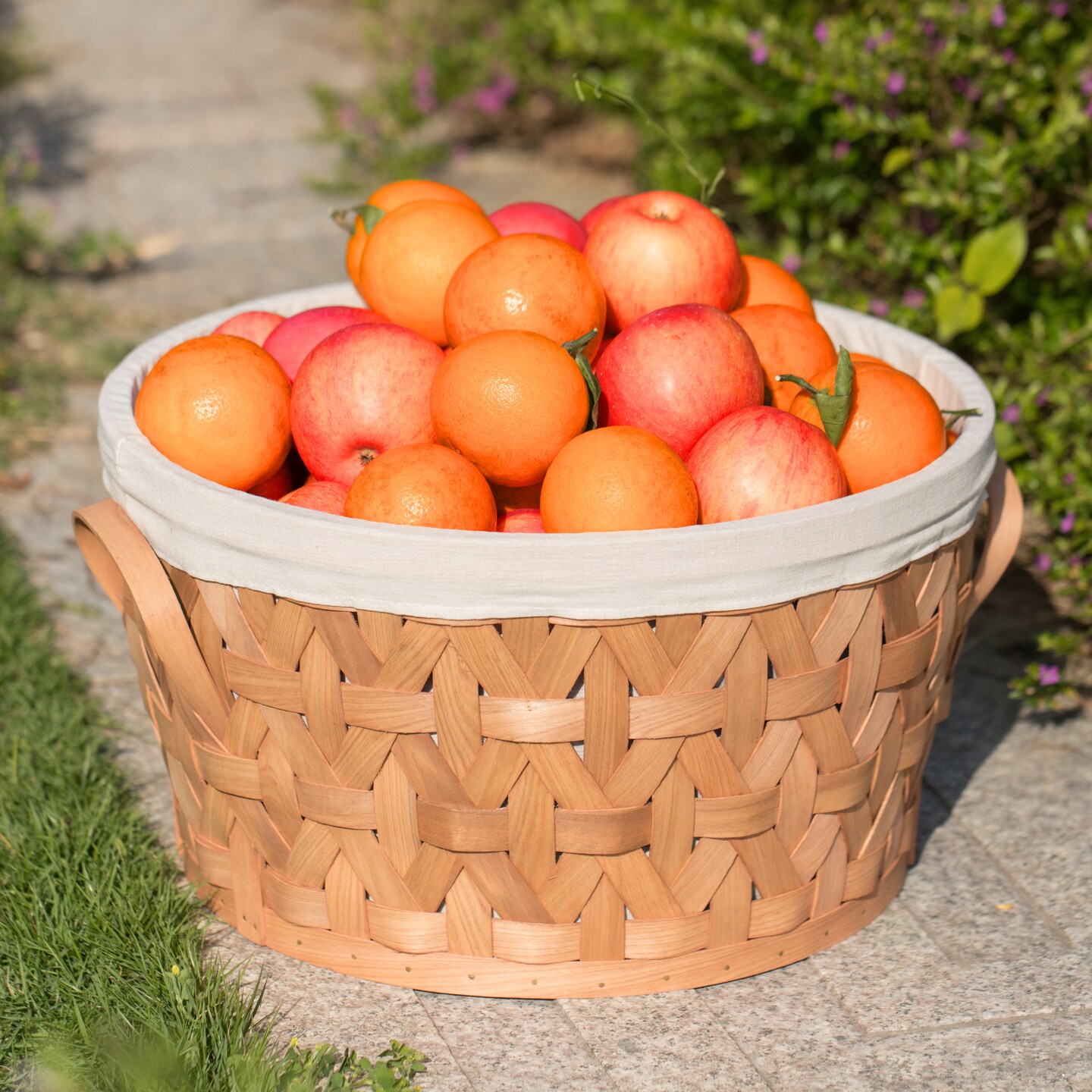 Wooden Round Display Basket Bins, Lined with White Fabric, Food Gift Basket