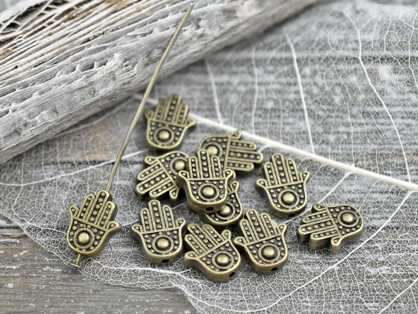 *20* 12x11mm Antique Bronze Hamsa Hand Beads