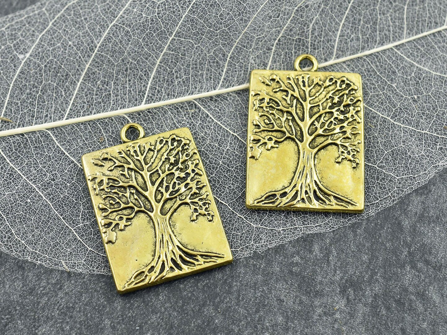 *5* 32x22mm Antique Gold Tree of Life Rectangle Pendants