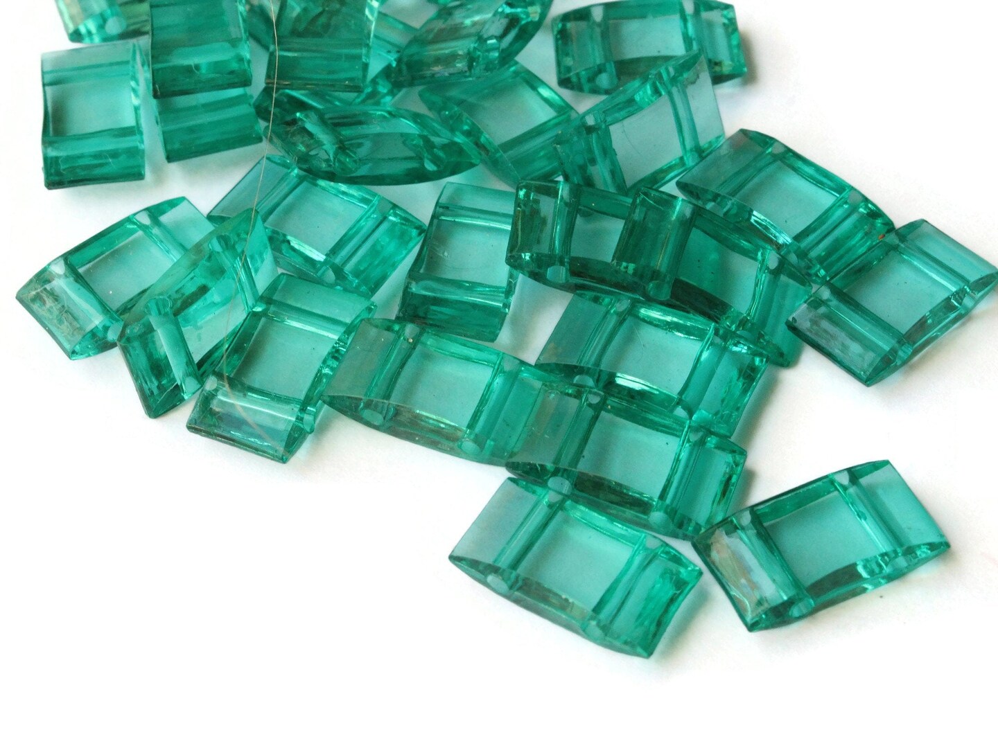 40 17mm Two Hole Green Rectangle Pillow Acrylic Beads